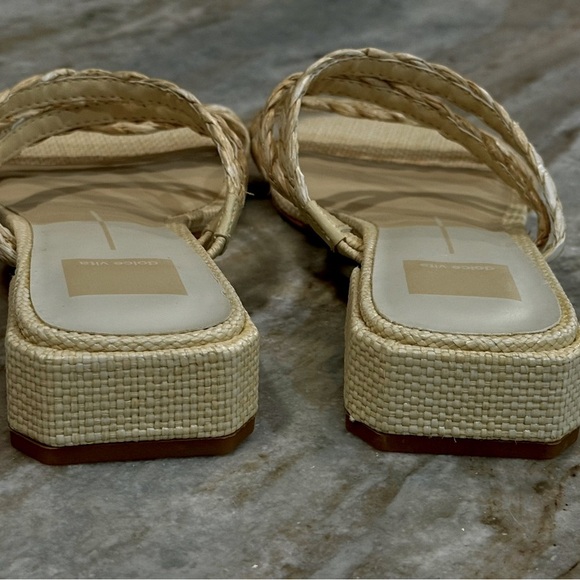 Women’s DOLCE VITA Haize raffia sandals- Size 8 - Picture 7 of 9